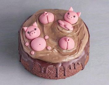 Торт с фигуркой "Свинюшки"