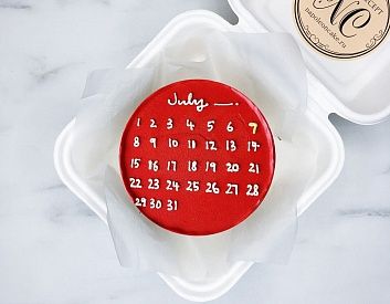 Бенто торт красный календарь