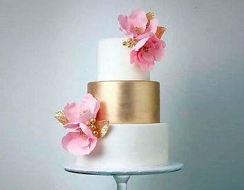 Свадебный торт с розовыми Цветами