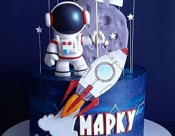 Торт «Космонавту»