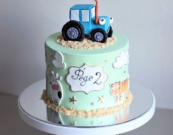 Торт с «Синим трактором»